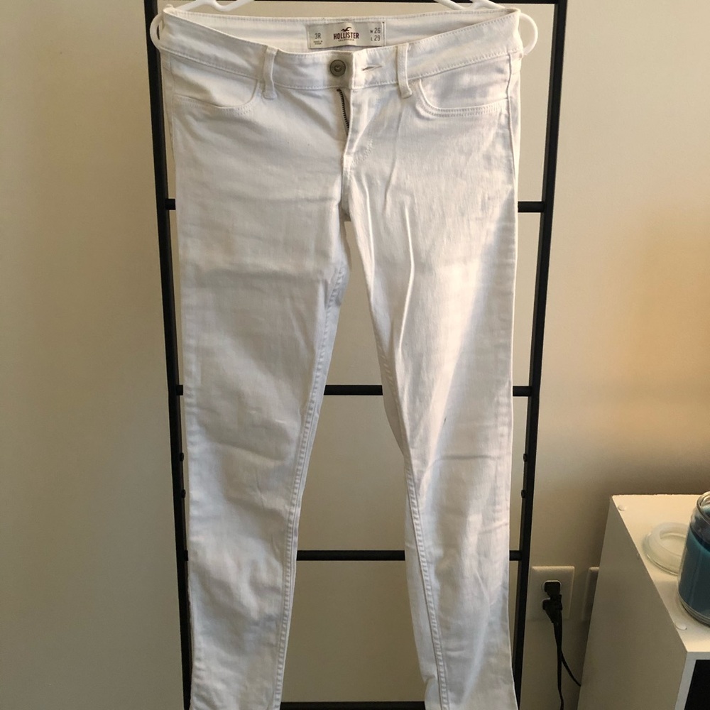 White Hollister jeans, 3R
